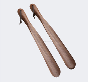 Factory Wholesale Custom Logo Cheap <b>Long</b> Handle Wooden <b>Shoe</b> <b>Horn</b> With Curved Handle and Hanging - Product Image 2