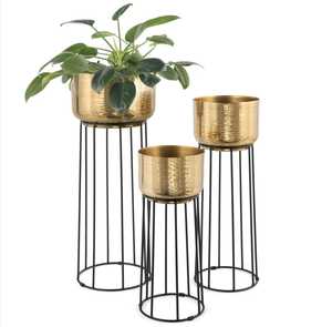 Juego de macetas hechas a mano con soportes de metal negro, jarrones de estilo industrial para decoración de interiores. - Product Image 4