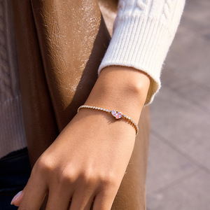 Pulsera de tenis de acero inoxidable con bajo MOQ, chapada en oro PVD de 18K y circonitas en forma de corazón - Product Image 4