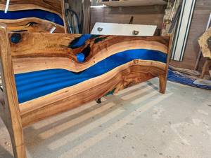 Cabecero de Cama de Resina Epoxi con Acentos de Madera Natural, Muebles de Dormitorio Modernos de Lujo - Product Image 3