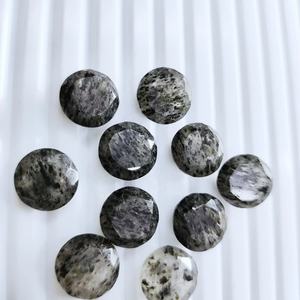 Cuarzo rutilado negro facetado con puntos, piedra preciosa redonda de 12*12 mm, 100% NATURAL, para la fabricación de joyería a precio de mayorista. - Product Image 1