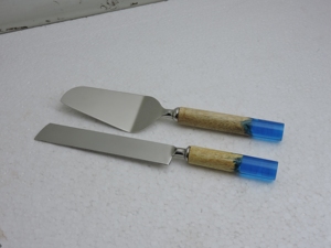 ชุดมีดเค้กสแตนเลส 2 ชิ้น รูปทรงสี่เหลี่ยมผืนผ้า ล้างมือเท่านั้น - Product Image 5