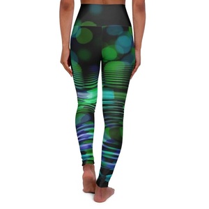 Nuevos Leggings Deportivos Personalizados de Cintura Media con Efecto Levanta Glúteos, Compresión y Transpirabilidad, Diseño T Scrunch, Servicio OEM para Mujer - Product Image 2