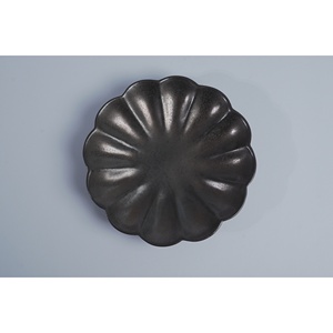 Plat de service en grès irrégulier de style japonais personnalisé de 20 cm, assiette en céramique asymétrique créative pour sushis, sashimi, agung - Product Image 4