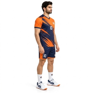 Kits de handball de haute qualité, ensemble maillot et short, tissu respirant et léger, design confortable, adapté à l'entraînement - Product Image 3