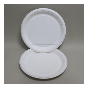Plateaux jetables Xportio International en bagasse de canne à sucre, résistants à l'eau, compatibles micro-ondes, compostables, pour repas chauds et traiteur - Product Image 1