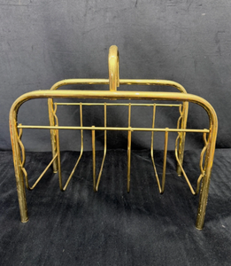 Porte-revues en fil métallique finition or, support de rangement vintage avec poignée, porte-revues en laiton - Product Image 1