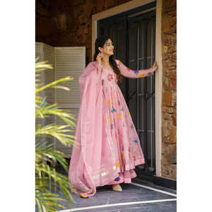 Conjuntos de diseñador para mujer Vestido de fiesta elegante con hermoso Pent y Dupatta - Product Image 2