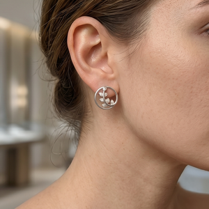 DIVYORO NATURE IN FRAME <b>STUDS</b> EARRING - Product Image 4