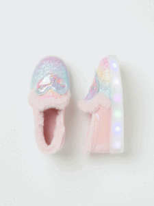 Chaussures confortables coréennes OZKIZ à enfiler pour filles de 2 à 7 ans – Vente en gros de mode bébé pour l'hiver - Product Image 1