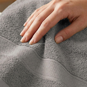 Serviettes d'hôtel en coton en gros, 300-800 GSM, résistantes aux odeurs, en vrac - Product Image 4
