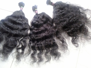 Extensiones de Cabello Humano Remy Virgen Indio Más Vendidas, Color Natural, Ondulado, Doble Trama a Máquina, Puntas Gruesas, Paquete de 4 oz, Siete Unidades - Product Image 2