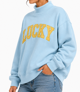 เสื้อสเวตเชิ้ตคอเต่าทรงโอเวอร์ไซส์ Lucky Heavyweight ตกแต่งลายตารางกิ๊งแฮมพร้อมปักตัวอักษรแบบกำหนดเองสำหรับทุกเพศ - Product Image 3