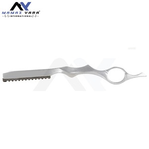 Rasoir professionnel pour la coupe des cheveux, outil de coiffure léger et équilibré avec une poignée ergonomique confortable pour une précision optimale - Product Image 3