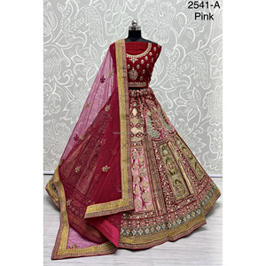 Collections de velours de vêtements de mariée indiens pour la mariée avec le travail de Zarkhan par Fabzone - Product Image 4