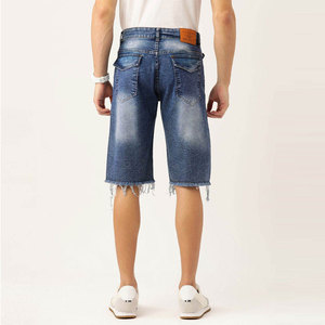 Shorts Bermuda en jean délavé pour homme, taille mi-haute, fermeture boutonnée, style décontracté, 100% coton respirant, ourlet effiloché - Product Image 4