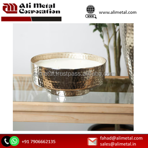 Bol à bougie rempli de cire en métal doré moderne idéal pour la personnalisation de la décoration des festivals et des occasions - Product Image 4