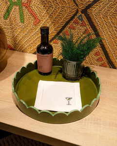 Plateau décoratif à bords festonnés, fait main, personnalisé, en bois, pour un branding de luxe et la maison - Product Image 5