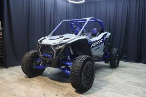 รถอเนกประสงค์ RZR Pro R Sports UTV ขับเคลื่อน 4 ล้อ เครื่องยนต์ 4 จังหวะ ได้รับการรับรองมาตรฐาน EPA และ EEC พร้อมจัดส่ง - Product Image 4