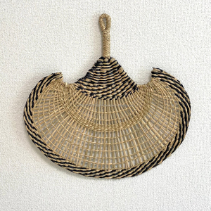 พัดหญ้าทะเลแบบดั้งเดิมสำหรับบ้านพัดหญ้าทะเลทำด้วยมือคุณภาพสูงพัดทอมือธรรมชาติสำหรับฤดูร้อน100% ทอมือธรรมชาติ - Product Image 1