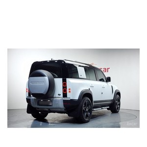 Land Rover Defender 110 D250 SE 2023 con Caja de Cambios Automática, Combustible Diésel, Volante a la Izquierda, Cámara Trasera, 9,703 km - Product Image 2