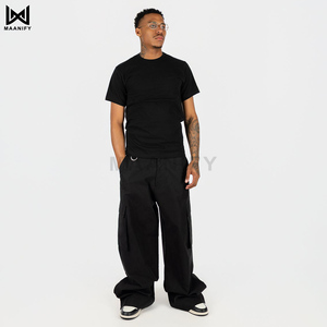 เสื้อยืดโอเวอร์ไซส์สีดำพิมพ์โลโก้ OEM สำหรับผู้ชาย สไตล์สตรีทแวร์ ผ้าคอตตอนหวี ย้อมสีเสื้อผ้า ผลิตโดยผู้ผลิต MAANIFY ขายดีที่สุด - Product Image 2