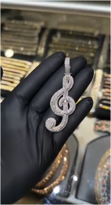 Bijoux Hip Hop tendance, pendentif note de musique en argent sterling 925 avec pavé blanc de moissanite VVS pour hommes et femmes - Product Image 4