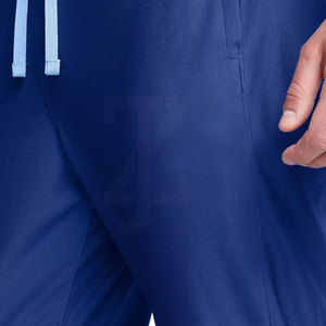 Conjunto deportivo de dos piezas para hombre, elegante y cómodo, ideal para uso diario informal y atuendos urbanos. - Product Image 5