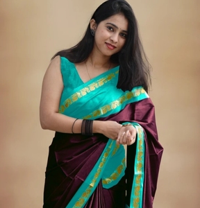 Sari traditionnel en coton et soie Gadwal tissé KV (Marron) - Tenue de soirée, infroissable et réversible - Product Image 1