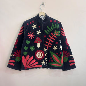 Veste en velours brodée à la main Suzani, manteau pour femme, veste Suzani, cadeau pour elle - Product Image 1
