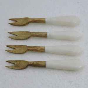 Ensemble de fourchettes en bois les plus vendues avec manche imprimé et finition polie pour les occasions spéciales, événements, restaurants, hôtels – Ensemble de couverts modernes - Product Image 6