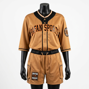 Conjunto de Camiseta sin Mangas y Pantalones Cortos, Tela de Poliéster Suave y Transpirable, Panel Marrón y Negro, Estampado Personalizado - Product Image 1