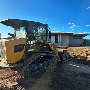 Cargadora ASV RT 50 de alto rendimiento diseñada para la eficiencia en la construcción, que ofrece una potente fuerza hidráulica y un excelente agarre. - Product Image 5