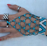 Ensemble de bijoux en perles de verre tissées à la main avec des gants zoulous