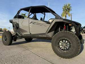 Véhicule utilitaire tout-terrain Gray RZR Pro S 4 Ultimate UTV 4 temps 2WD 4WD avec capote - Product Image 5