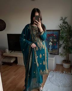 Vestido de Noche de Seda Chinnon Pura con Bordado Pesado de Diseño Moderno, de Secado Rápido, para Boda y Fiesta, Top-Pantalón y Dupatta - Product Image 1