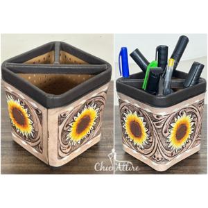 Nouveau porte-crayons et stylos rond en cuir véritable, fait main par un designer, style western, organisateur de bureau, accessoire scolaire, exposition de mars - Product Image 1