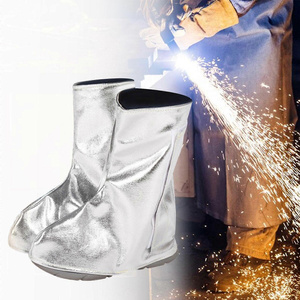 Chaussures de sécurité robustes en aluminium pour soudeurs, résistantes à la chaleur et à l'abrasion, pour le travail. - Product Image 2