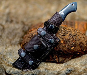 Cuchillo de caza de acero de Damasco de grado industrial Timber Steel Enterprises con hoja dentada de punta caída, mango de micarta y funda de cuero - Product Image 5