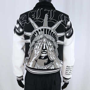 Chaqueta Varsity de Diseño de Lujo Estilo Urbano, con Cuerpo de Lana, Puños Acanalados y Cuello Byron, para Hombre y Mujer - Product Image 3