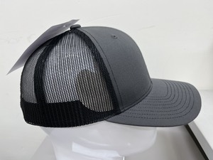 Gorra Trucker de 6 Paneles con Malla Trasera Ajustable, Personalizable en Color y Logotipo, Fabricada en Vietnam, para Uso en Exteriores por Adultos - Product Image 2
