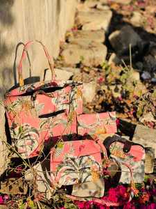 Sac fourre-tout en nylon à imprimé floral personnalisé avec fermeture éclair, deux sangles, grande capacité, pliable, sac seau vintage pour femme, voyage au Rajasthan - Product Image 3