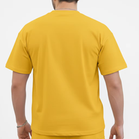 Conjunto Casual de Dos Piezas para Hombre, Camiseta de Cuello Redondo y Pantalones Cortos, Color Amarillo Sólido, Tejido de Rizo, Secado Rápido, Transpirable, Estilo Vintage para Verano