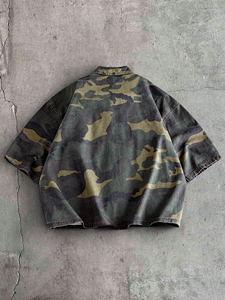 เสื้อเชิ้ตเดนิมลายพรางผู้ชาย ลายกบ ปิดกระดุม สีเขียวฟอก แขนสั้น ทรงบ็อกซี่ โอเวอร์ไซส์ สตรีทแวร์ ยูทิลิตี้ รับผลิตตามสั่ง (OEM) - Product Image 4