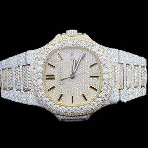 นาฬิกาควอตซ์แฟชั่นฮิปฮอปผู้ชายแบบกำหนดเองได้  ตัวเรือนทรงเหลี่ยมขายดีที่สุด  พร้อมคุณสมบัติวันที่อัตโนมัติ  เพชรโมอิสซาไนต์  สองสี - Product Image 1