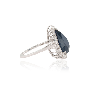 Bijoux faits à la main pour femmes, luxueux, en or blanc massif 18 carats, 8,42 ct. Bague en grappe de saphirs bleus et diamants en forme de poire, bijoux de mariée audacieux en gros - Product Image 5