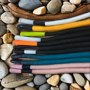 Pin Metálico Redondo Plateado Personalizado para Zapatillas Deportivas y Botas de Senderismo, Duradero, Troquelado a Mano, Deportivo - Product Image 3