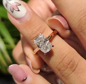 Anillo de Compromiso con Diamante Cultivado en Laboratorio de Corte Cojín Alargado de 1.00-4.00 Quilates, Oro 14K/18K, PT950, S925, Certificación IGI, Oro 14K - Product Image 4