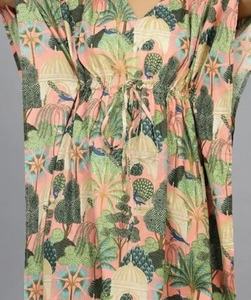 Caftán maxi de algodón con estampado de pavo real, hecho a mano en India, ligero, ideal como pareo de playa. - Product Image 4