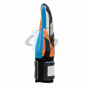 Gants de gardien de but personnalisés pour l'entraînement et les matchs, fabriqués avec des matériaux durables, ajustement confortable, excellent contrôle du ballon. - Product Image 6